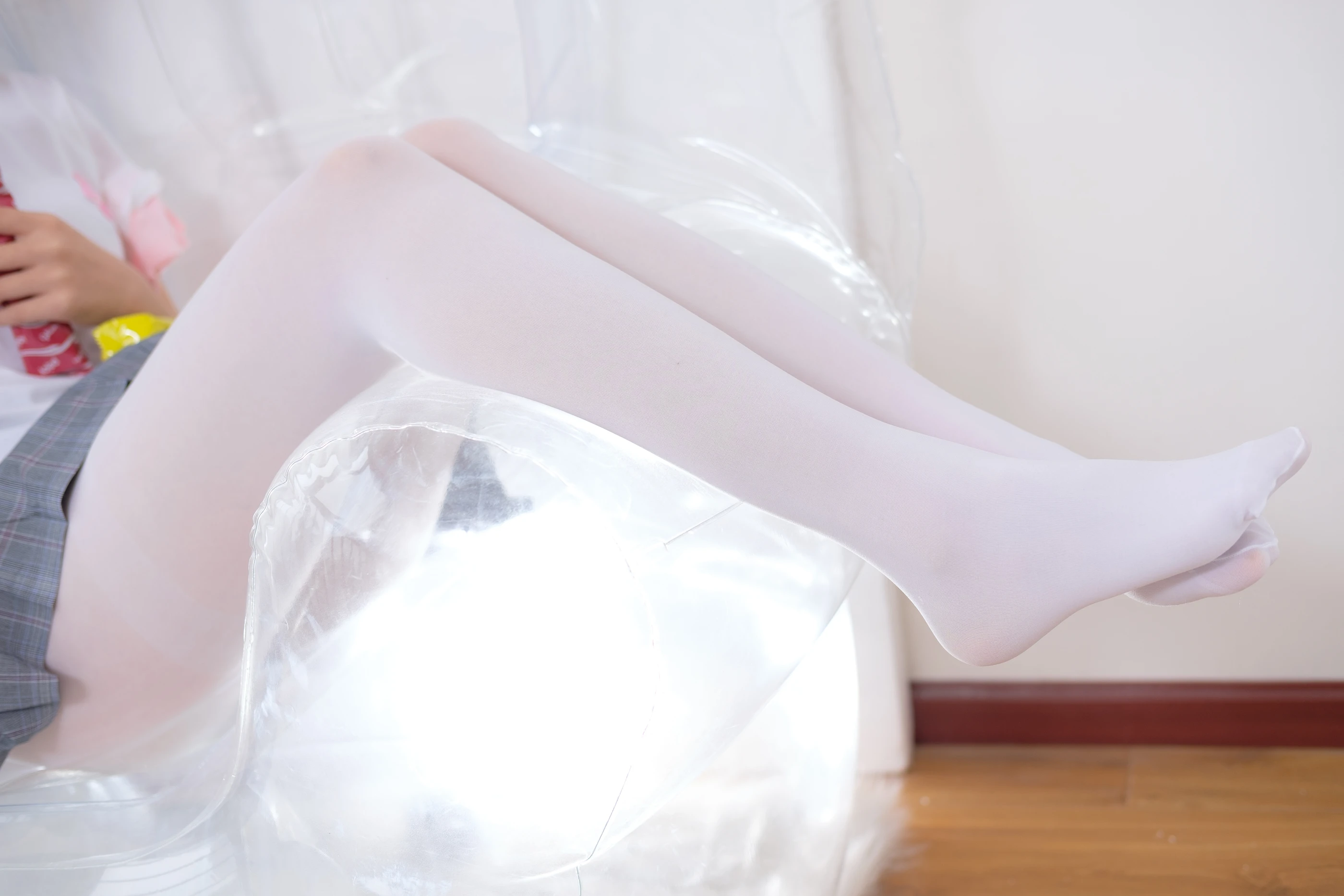 森萝财团 [BETA-015] 白丝嫩嫩的厨娘 [41P 1V]插图9